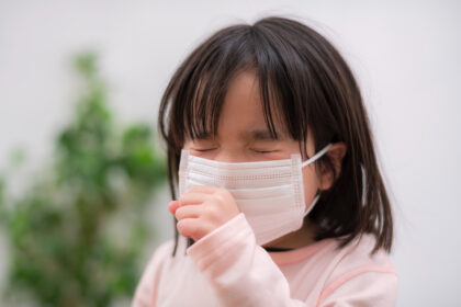 子どもの咳が長引く・止まらないときは